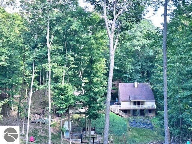 Property Photo:  10520 S Dalzell Road  MI 49684 