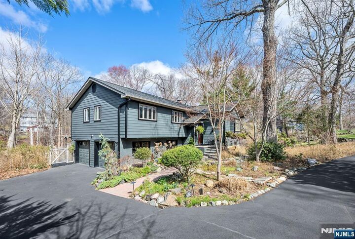 Property Photo:  87 Buena Vista Drive  NJ 07456 