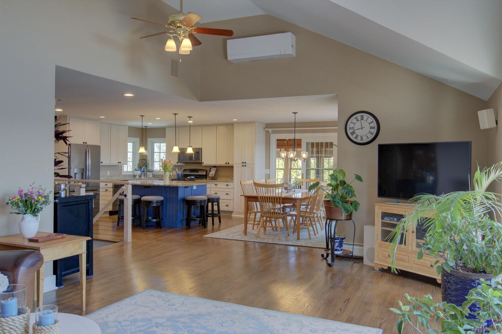 Property Photo:  25 Cavendish Cove  VT 05486 