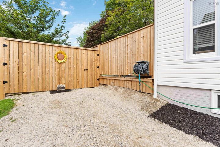 Property Photo: 14 Ryerson Court NS B5A 1V6