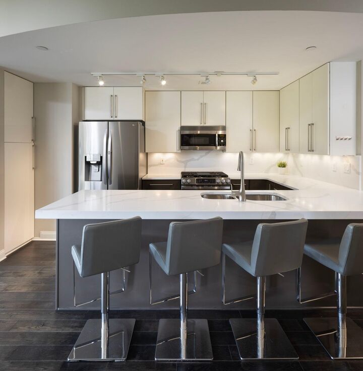 Property Photo: 100 3rd Avenue S 607 MN 55401