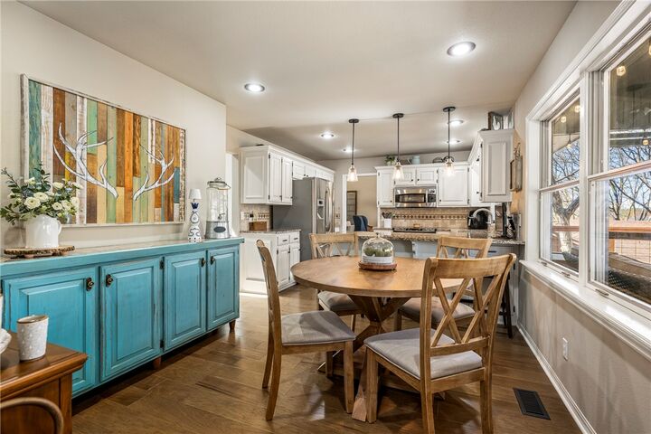 Property Photo: 15 Pembroke Lane AR 72715