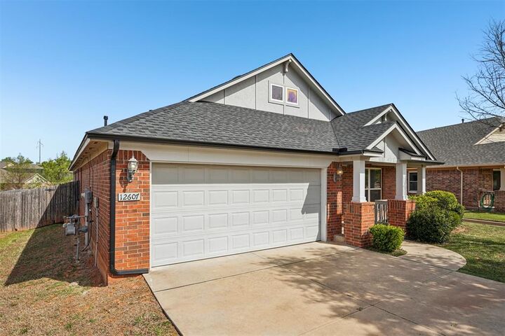 Property Photo: 12607 SE 18th Street OK 73020