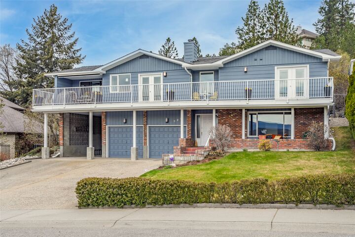 Property Photo:  989 Monashee Place  BC V1V 1J5 