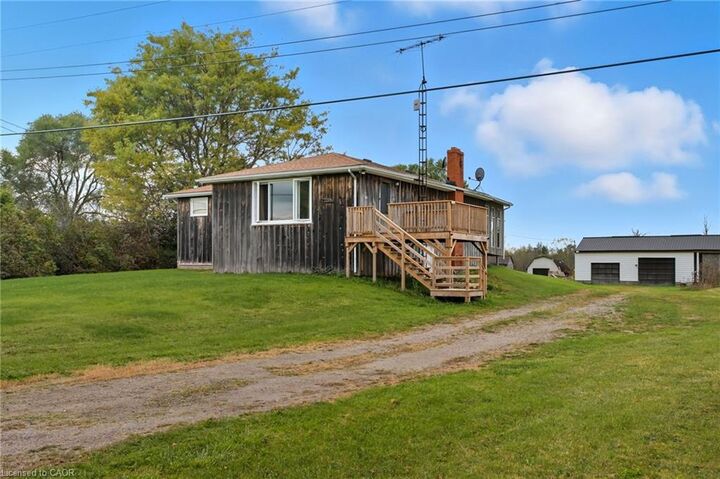 2091 6th Concession Road W — photo 1