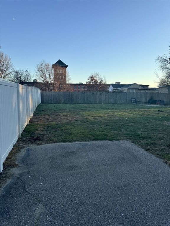 Property Photo: 15 Ives B MA 01504