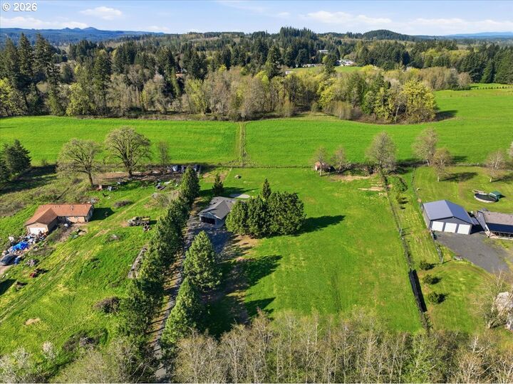 Property Photo:  176 Tara Ln  WA 98593 