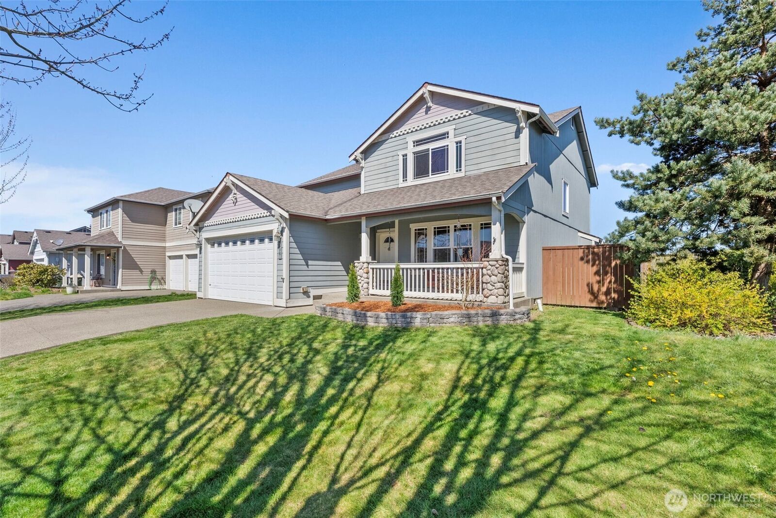 Property Photo:  508  Stadium Court  WA 98565 
