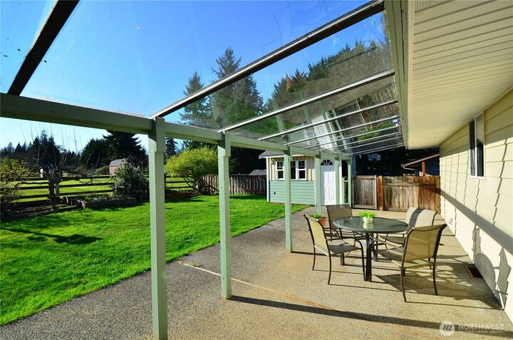 Property Photo:  14712  Broadway Avenue  WA 98296 