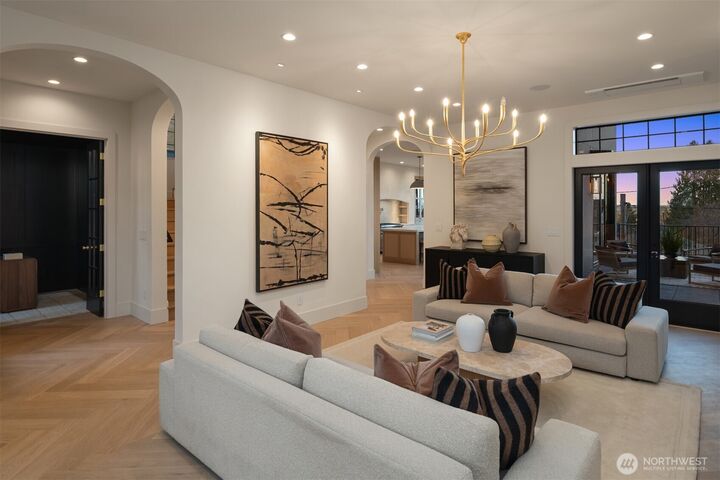 Property Photo:  738  22nd Avenue E  WA 98112 