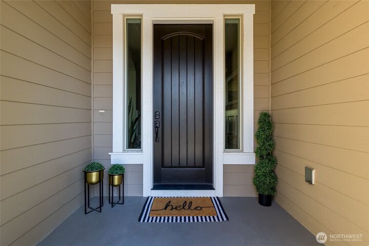 Property Photo:  341  Reserve Way  WA 99362 