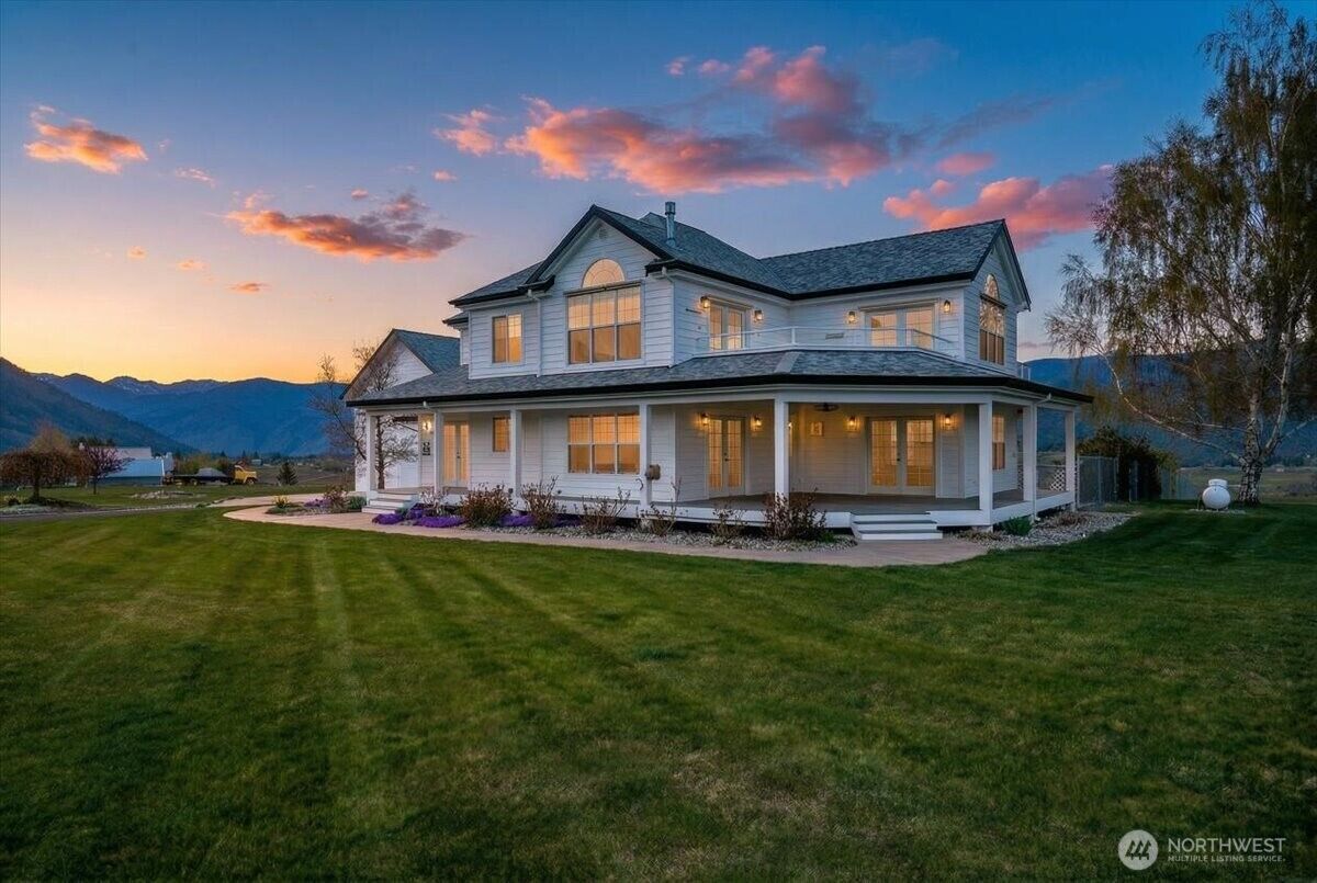 Property Photo: 1190 Summit Boulevard WA 98831