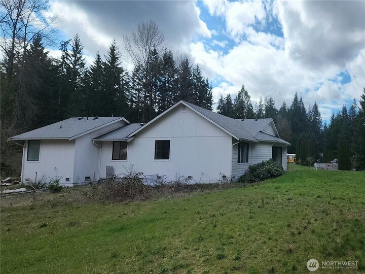 Property Photo: 28718 207th Avenue SE WA 98042