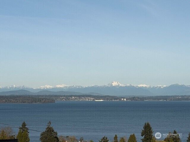 Property Photo: 7341 California Avenue SW WA 98136