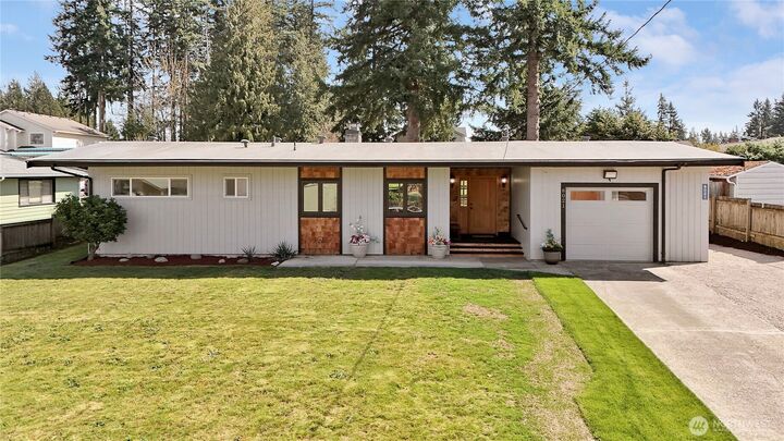 Property Photo: 8021 47th Avenue NE WA 98270