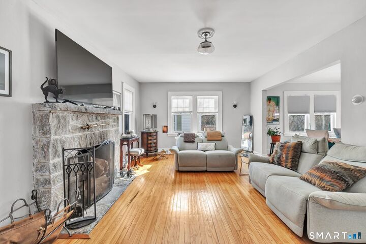 Property Photo:  185 Cutspring Road  CT 06615 