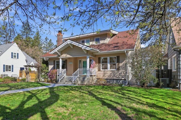 Property Photo: 618 W 25th Ave WA 99203