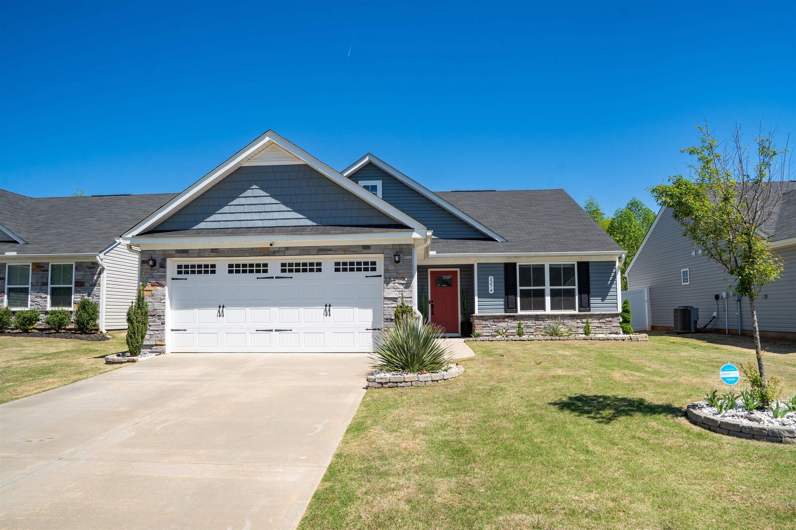 Property Photo:  2274 Hemming Way  SC 29316 