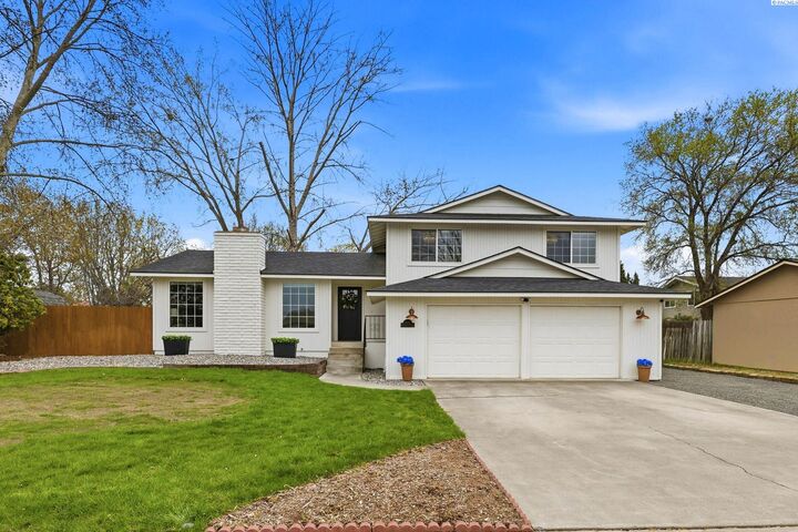 Property Photo:  408 N Georgia St.  WA 99336 