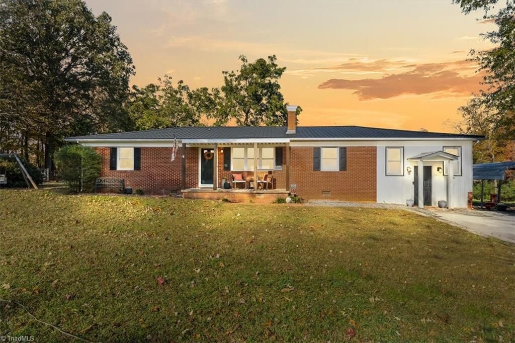 Property Photo:  612 Reeder Road  NC 27341 