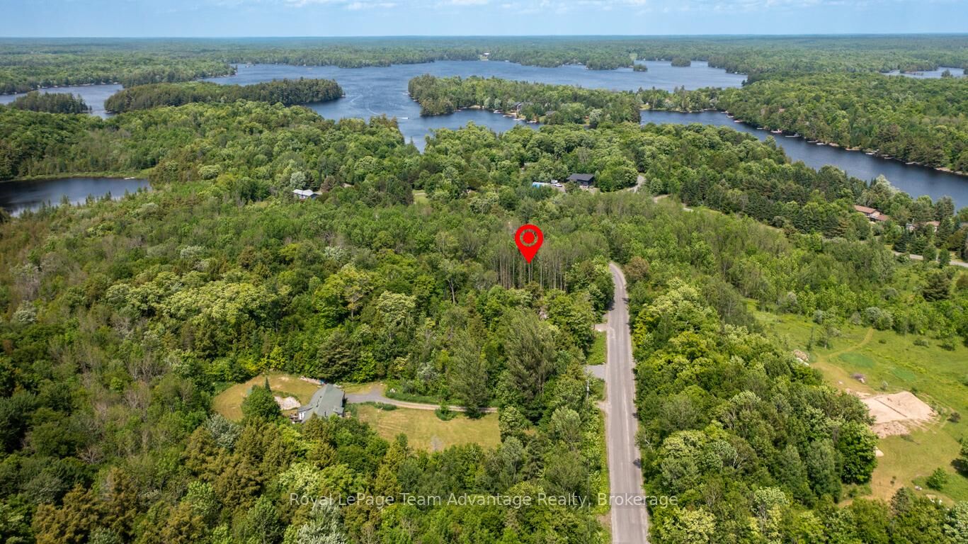 Property Photo:  40 Sunnyshore Park Drive  ON P2A 0B5 
