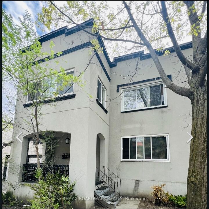 Property Photo: 320 Laurier Avenue E ON K1N 6P6