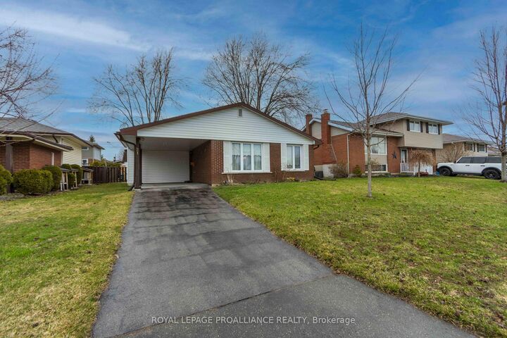 Property Photo: 21 Miron Road ON K8V 3H9