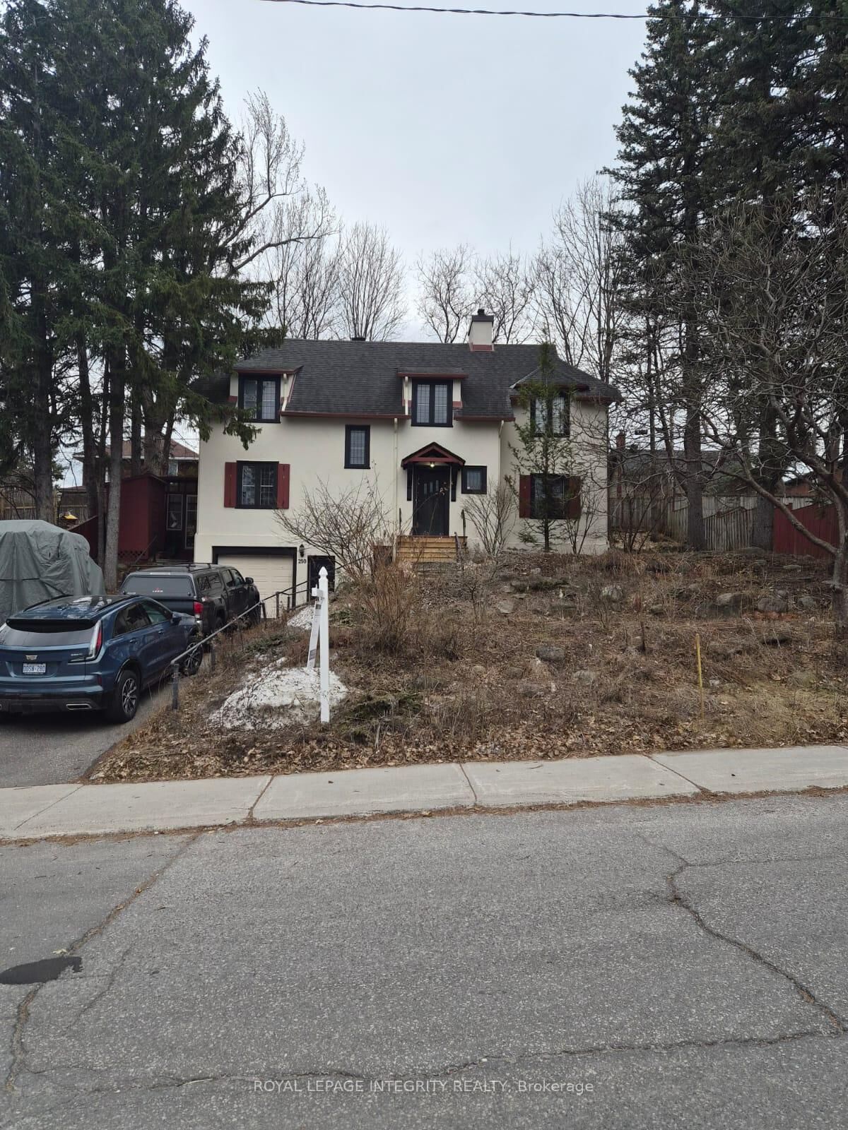 Property Photo:  290 Holmwood Avenue  ON K1S 2R3 