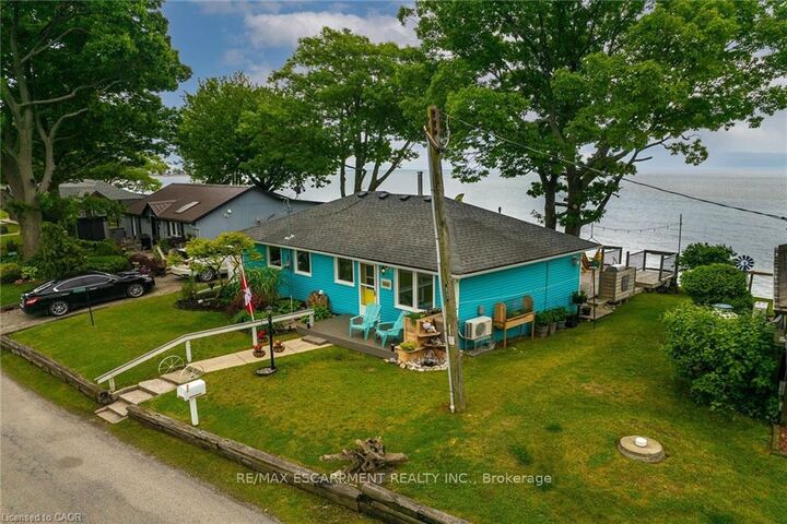 2090 Lakeshore Road — photo 1