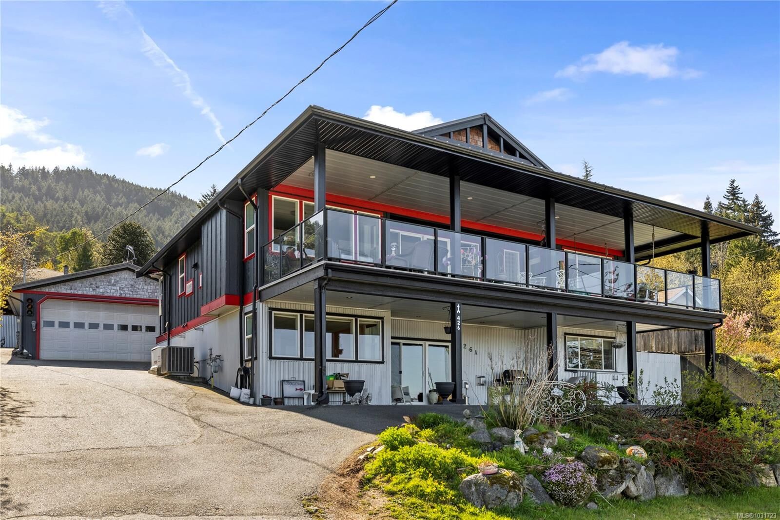 Property Photo: 426 Davis Rd BC V9G 1V3