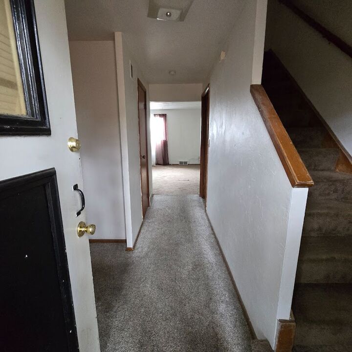 Property Photo:  2510 Park Hill Dr  PA 15221 