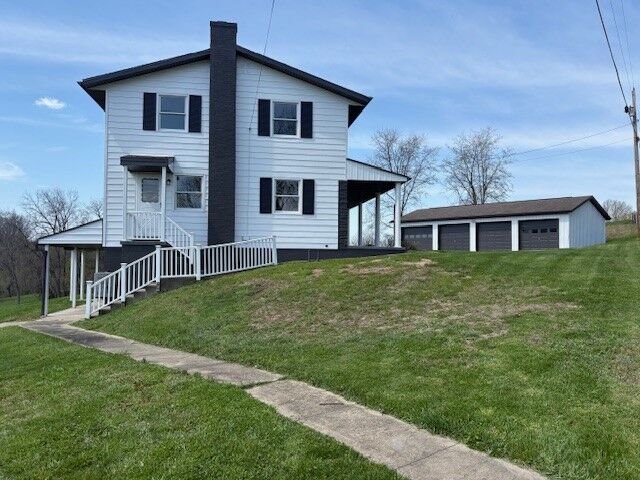 Property Photo:  551 Ridge Rd  PA 15417 