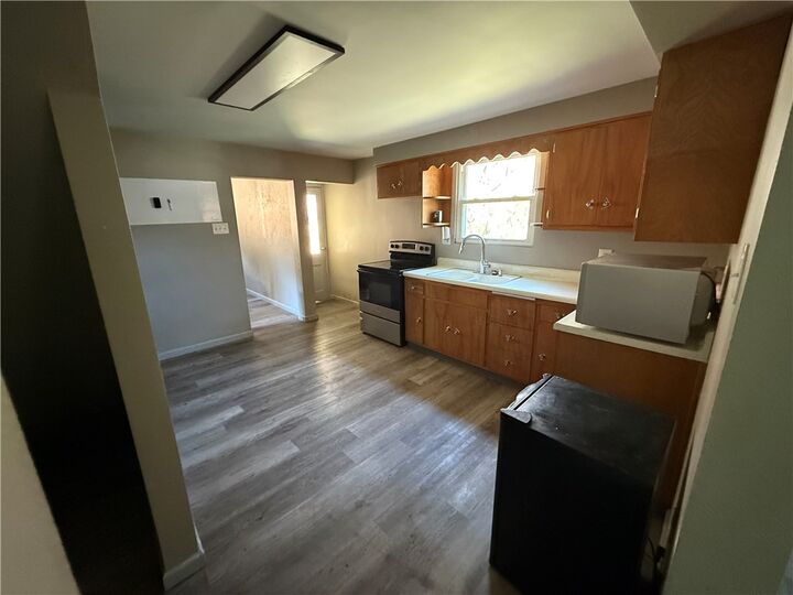 Property Photo:  3145 Jacks Run Rd  PA 15131 