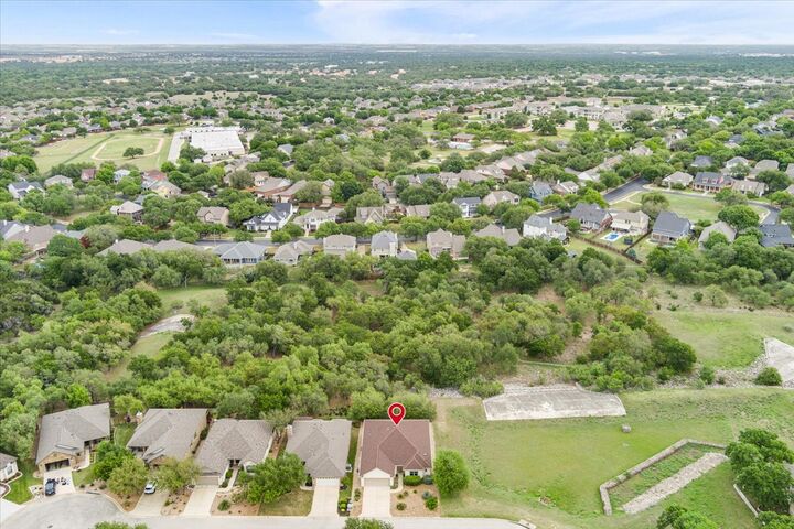 Property Photo:  117 Hacienda Heights Cove  TX 78633 