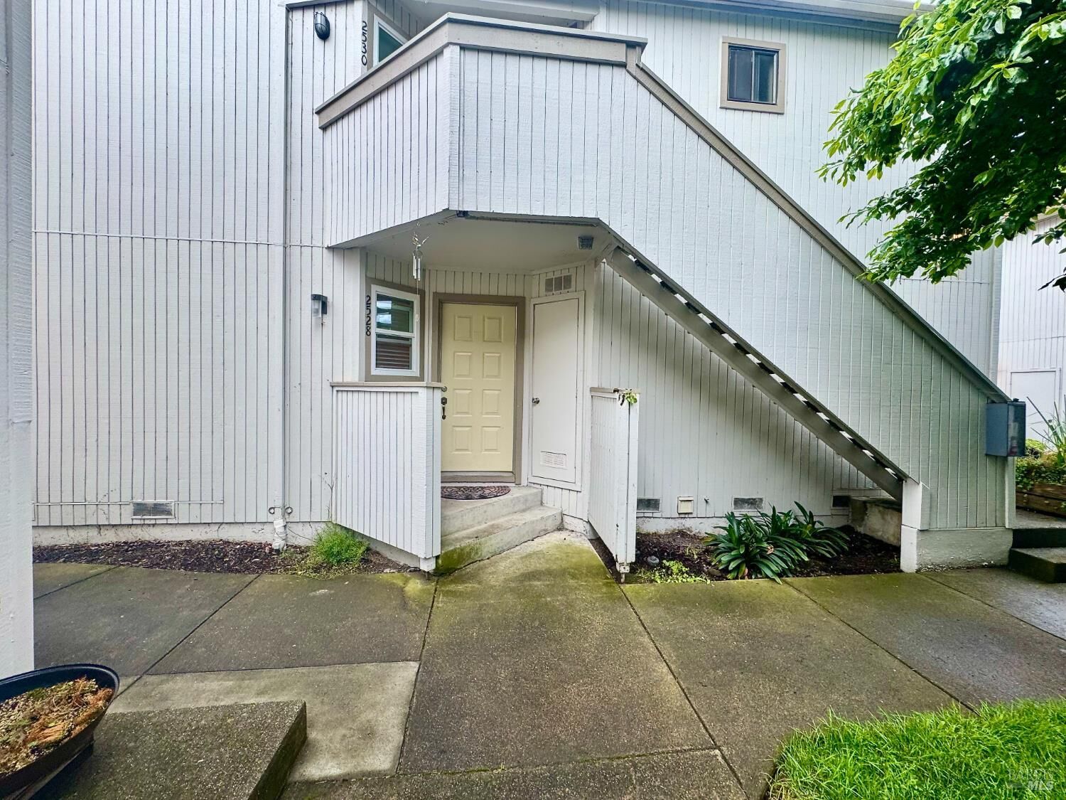 Property Photo:  2528 Westberry Drive  CA 95403 