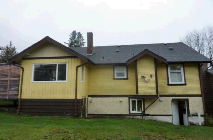 Property Photo: 9909 Lyndhurst Street BC V3J 1E9