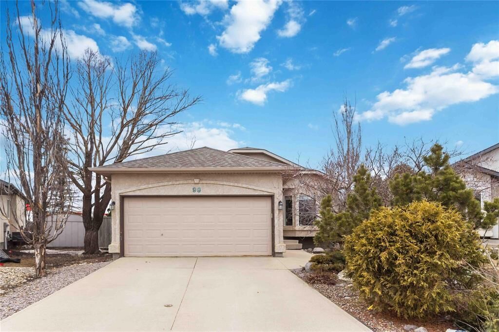 Property Photo:  99 Meadowbank Road  MB R3Y 1N7 