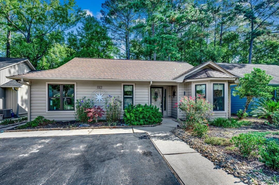 Property Photo:  109 Hickory Dr.  SC 29526 