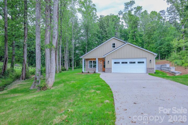 Property Photo:  156 Oakdale Drive  NC 28655 