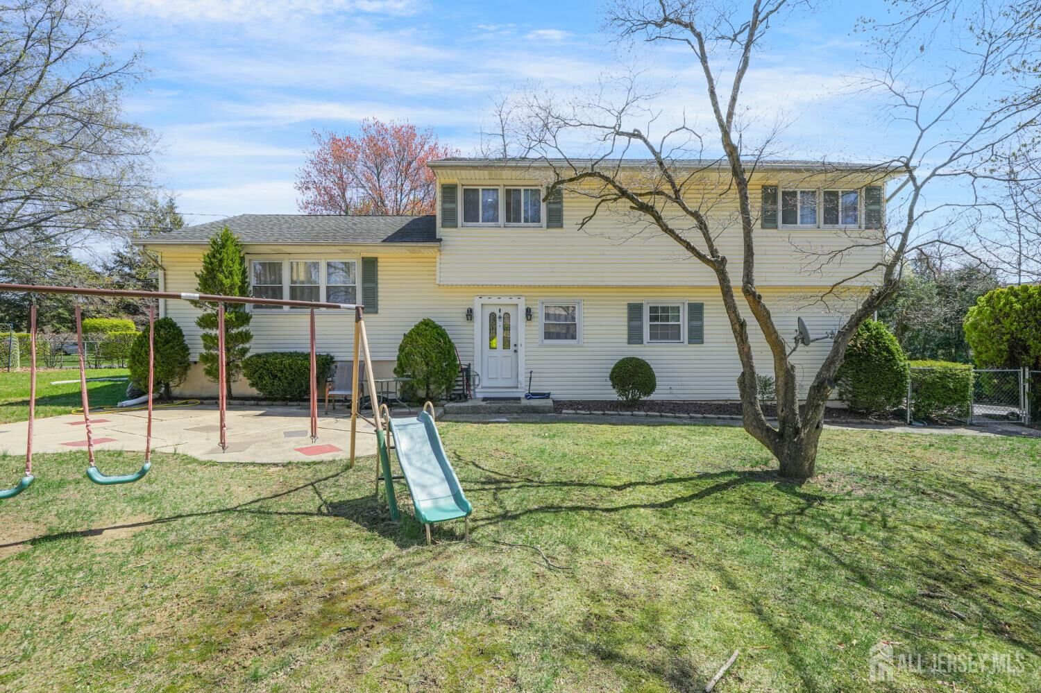 Property Photo:  292 Summerhill Road  NJ 08816 