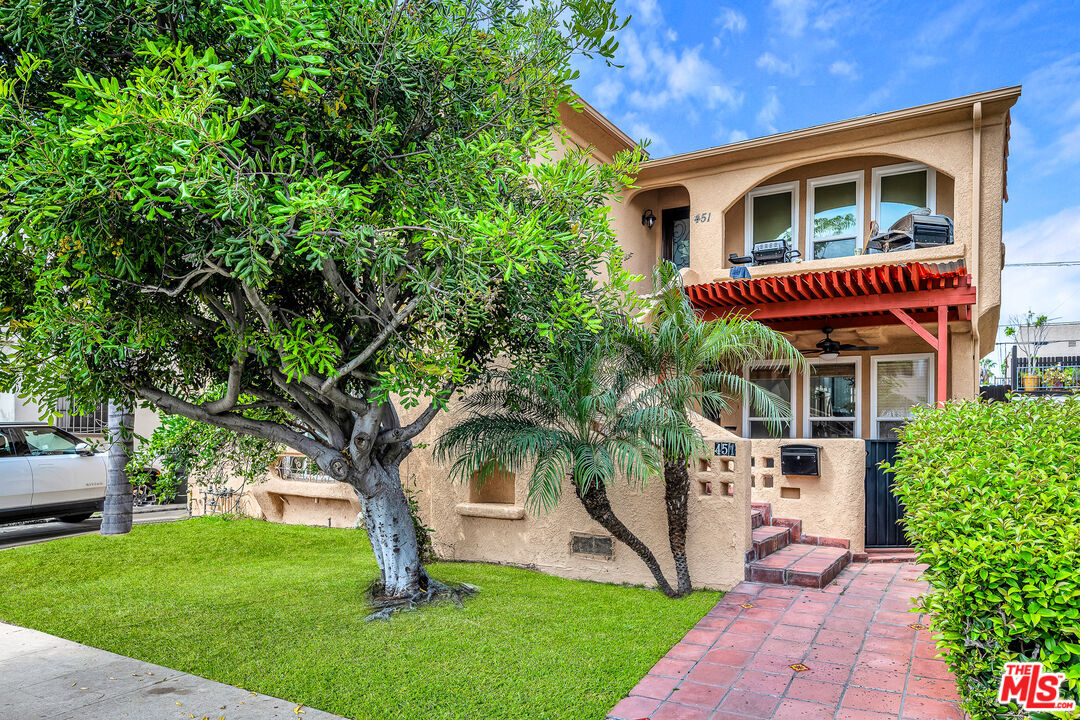 Property Photo:  449 N Ogden Dr  CA 90036 