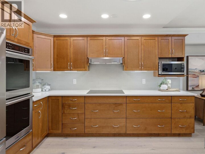 Property Photo: 2100 Boucherie Road 8 BC V4T 2X1