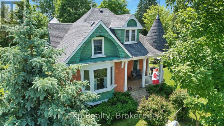 Property Photo: 21 William Street North ON N0G 1M0