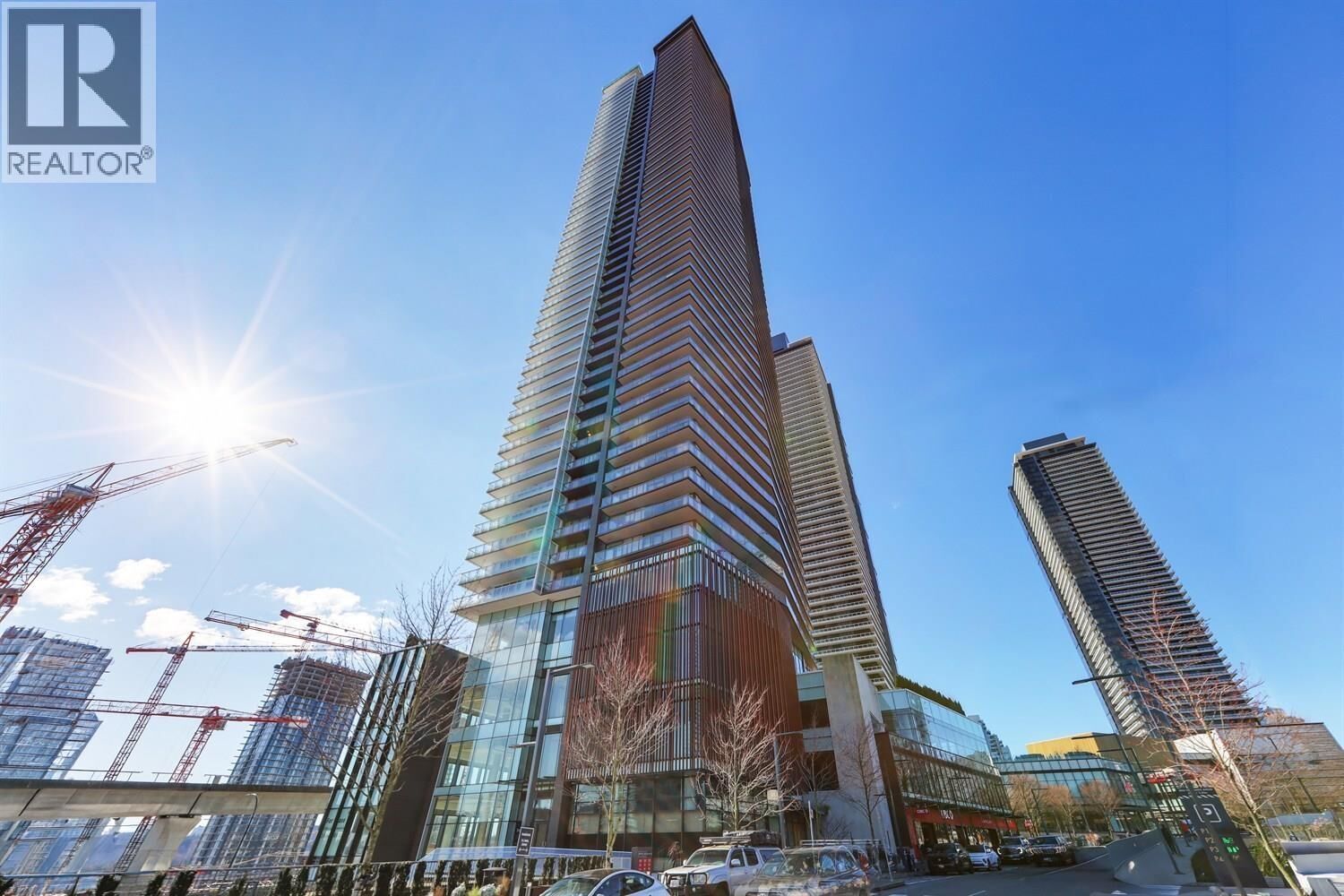 Property Photo:  4650 Brentwood Boulevard 3311  BC V5C 0M3 