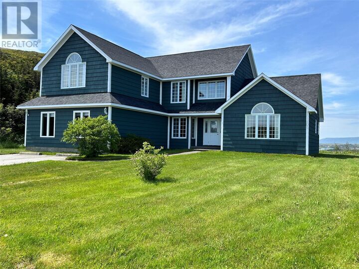 13 Midway Road — photo 1