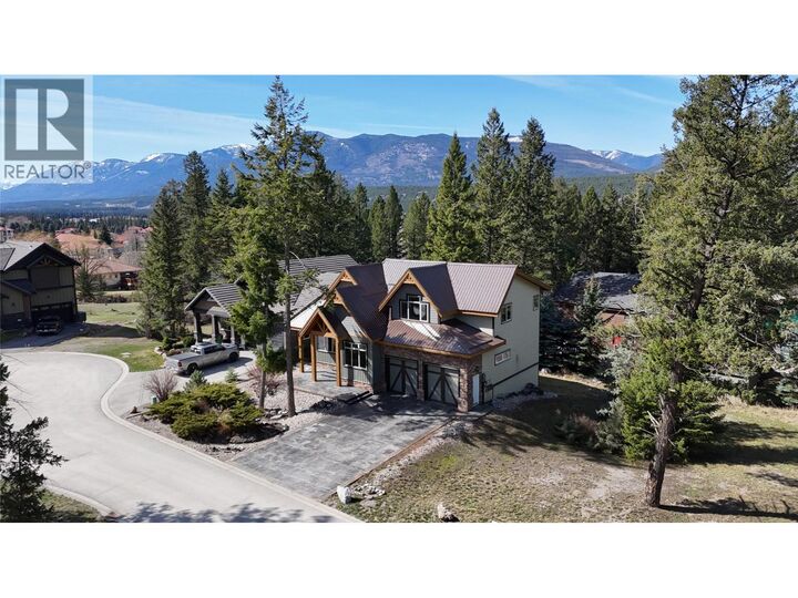 Property Photo: 4997 Eaglebrook Court BC V0B 1L1
