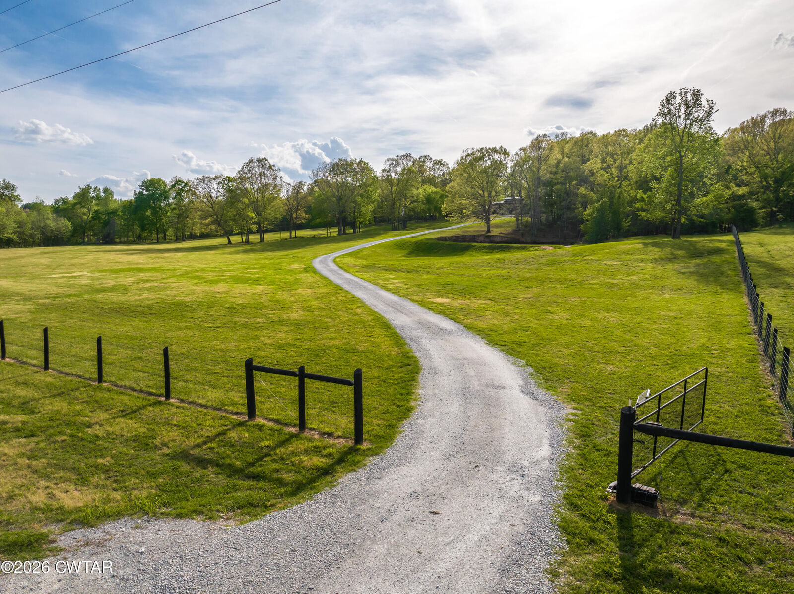 Property Photo:  707 Tinsley Road  TN 38337 