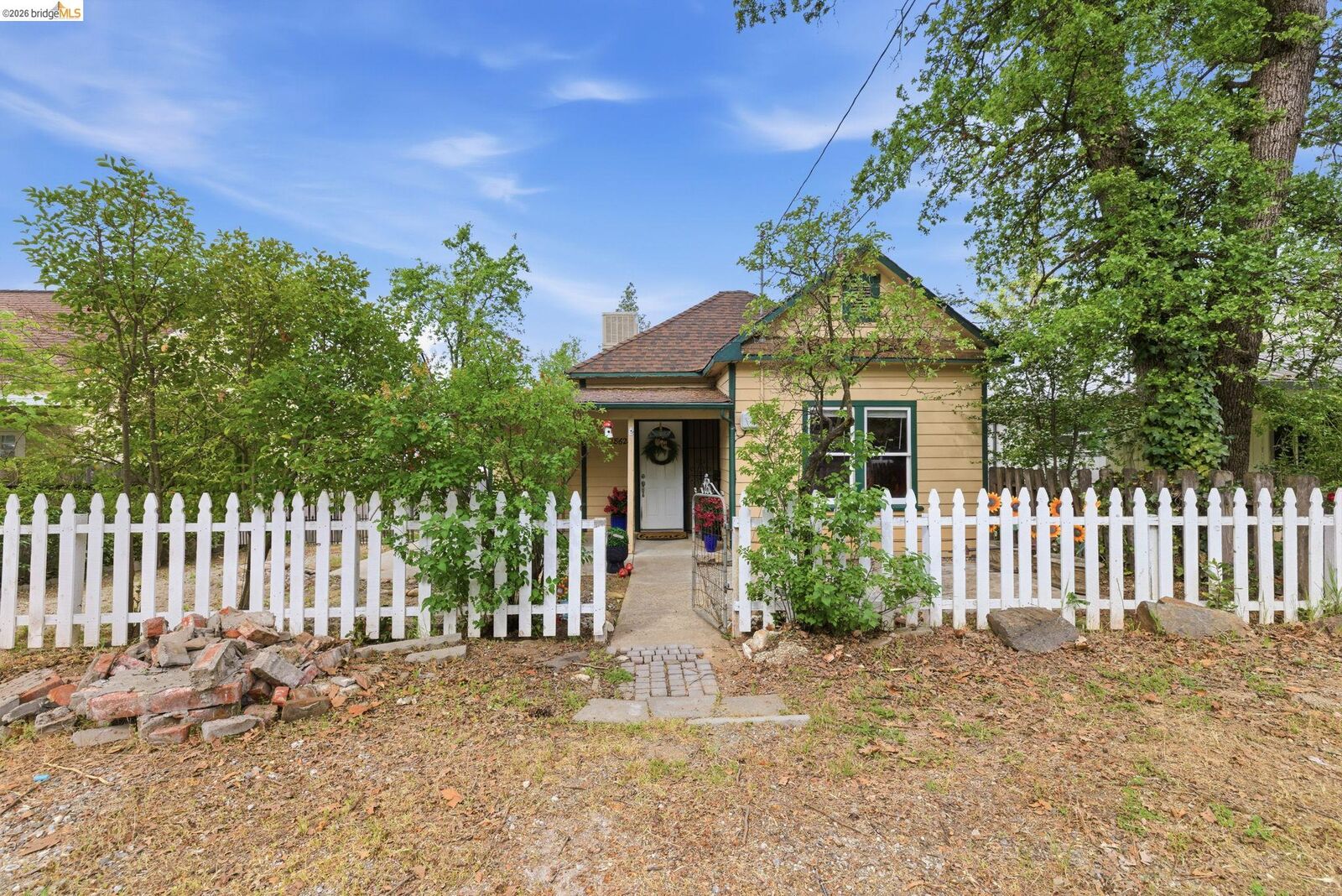 Property Photo:  18624 Madrone St  CA 95379 