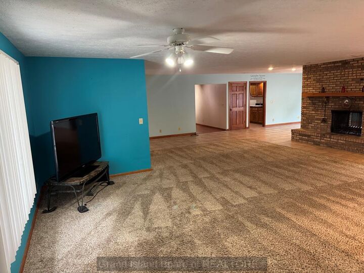 Property Photo:  2820 W Koenig  NE 68803 