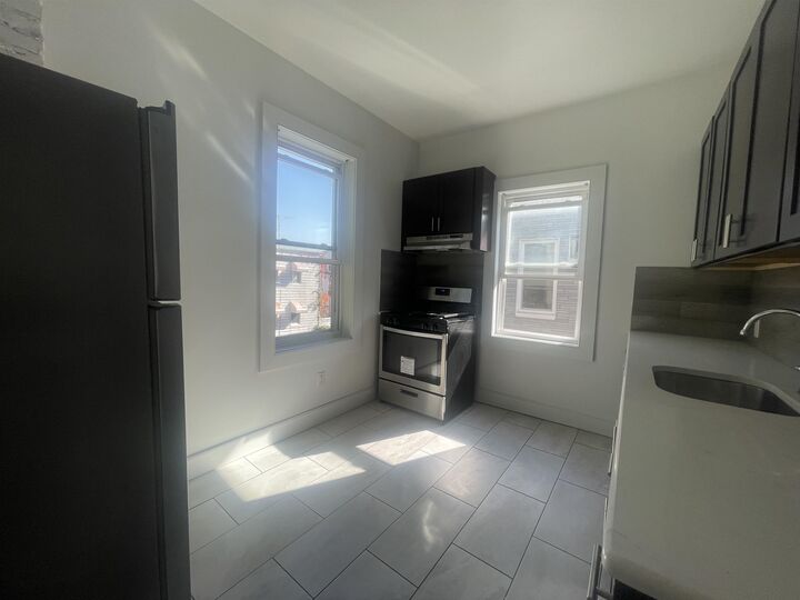 Property Photo: 18 Warner Ave 2 NJ 07305